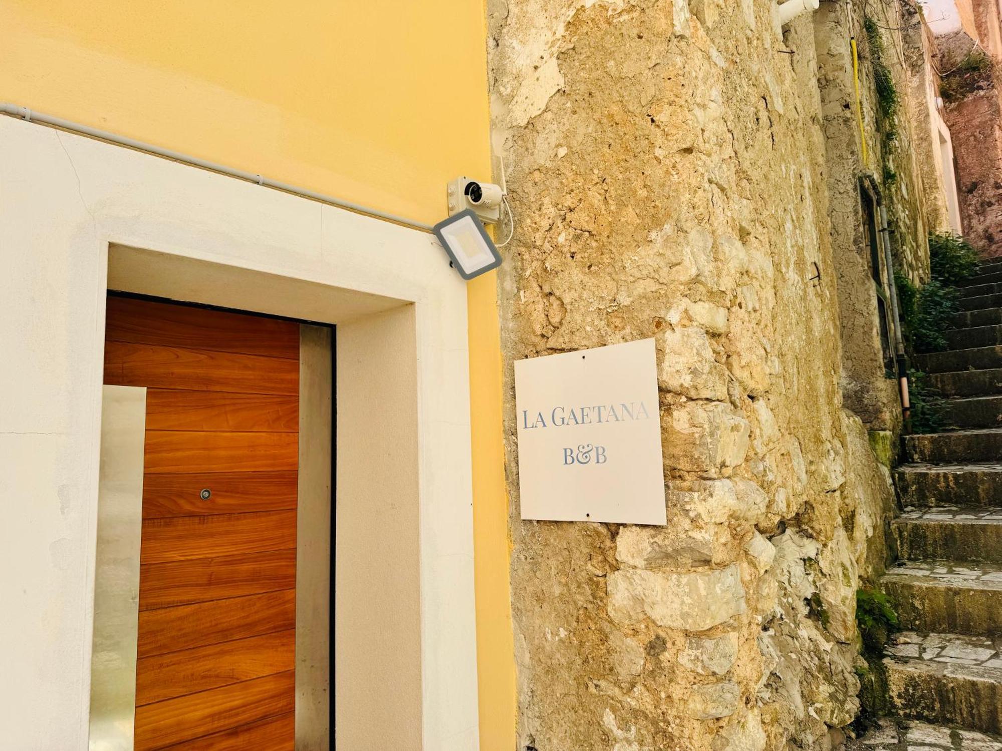 La Gaetana Bed & Breakfast Ngoại thất bức ảnh